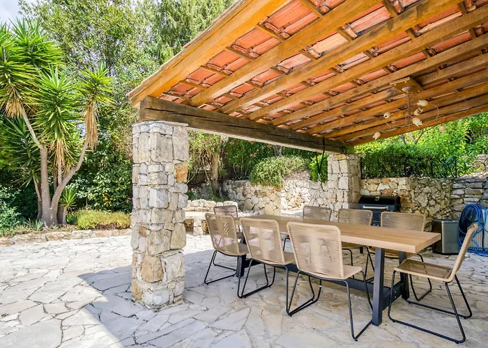 Inti - Piscine, Jardin, Bbq - Proche Cannes Villa